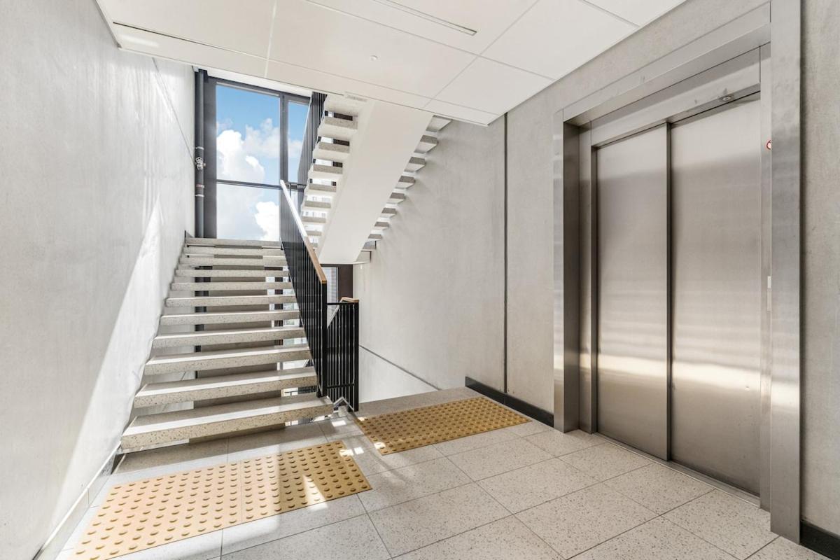 Modern 50m2 Flat By Japanese Garden, 3rd Floor Vilnius